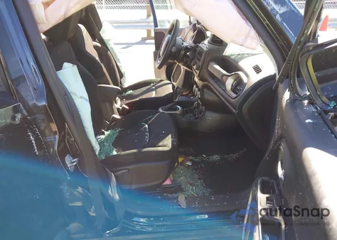 2017 Jeep Renegade Sport 4X4 from USA, damaged, VIN ZACCJBAB4HPF10685